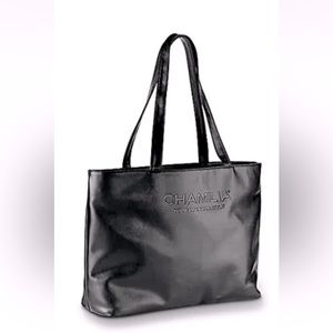 Chamilia Black Synthetic Leather Tote
Bag with Green Liner
